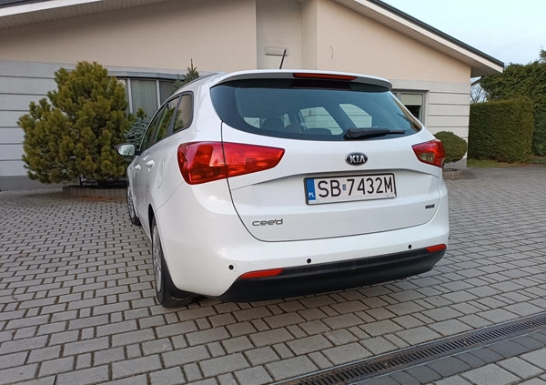 Kia Ceed cena 26000 przebieg: 189000, rok produkcji 2012 z Chorzele małe 106